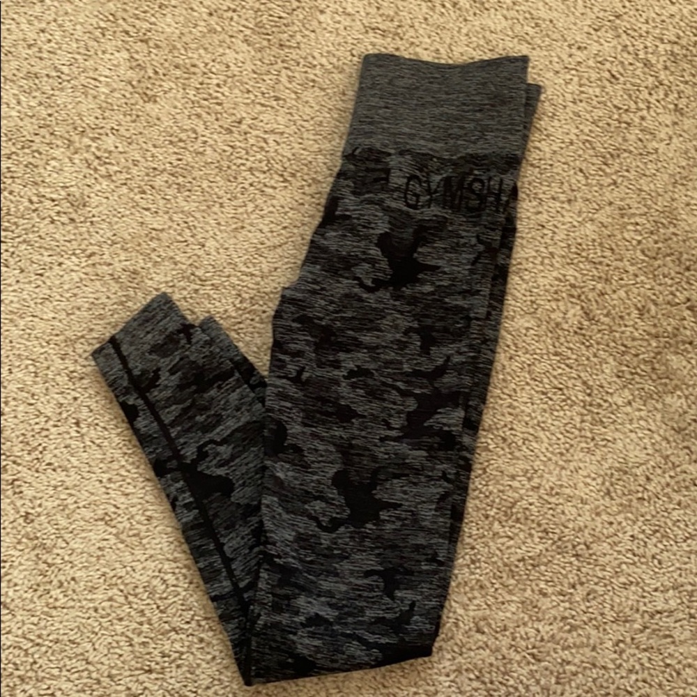 GYMSHARK camo leggings 🖤🤍🖤🤍